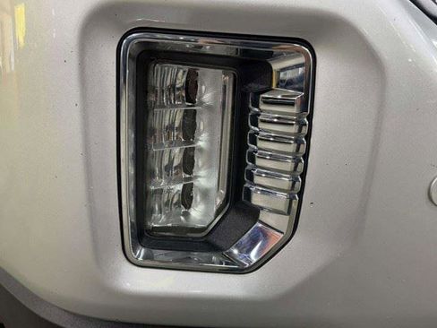 Used 2023 GMC Sierra 2500 Denali AWD/4WD image 15