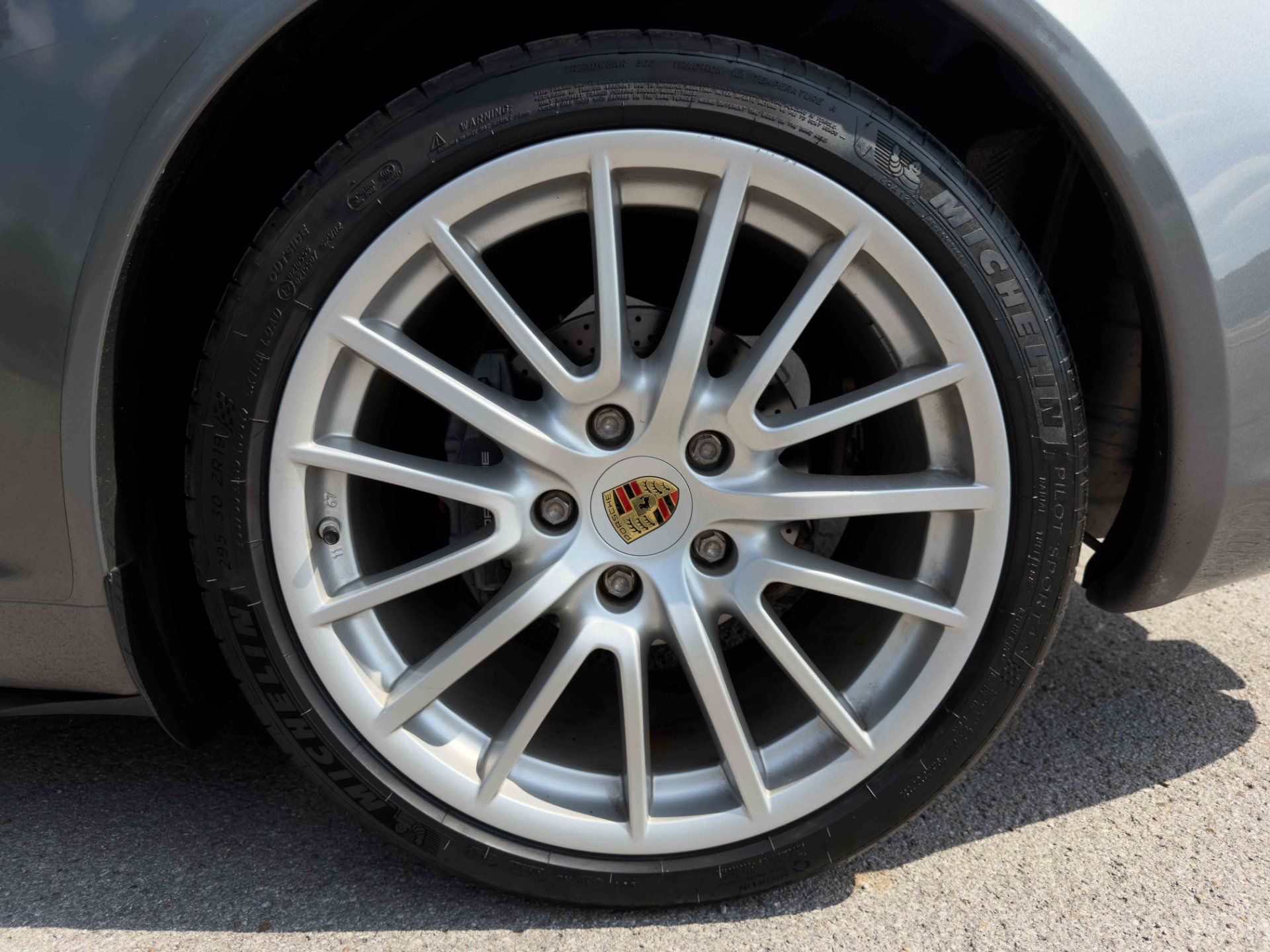 Used 2008 Porsche 911 GT3 RS image 31