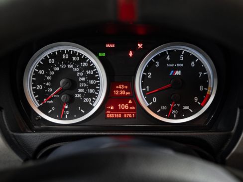 Used 2010 BMW M3 Coupe image 24