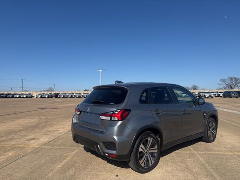 Used 2023 Mitsubishi Outlander Sport ES image 22