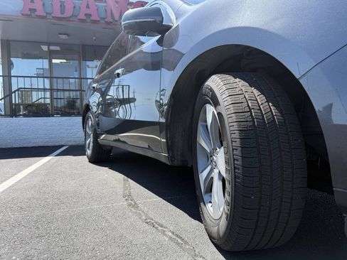 Used 2016 Acura MDX w/ AcuraWatch Plus Package AWD/4WD image 28