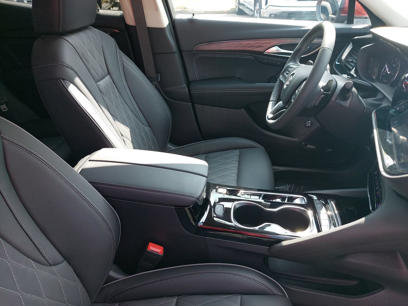 Used 2023 Buick Envision Avenir AWD/4WD image 10