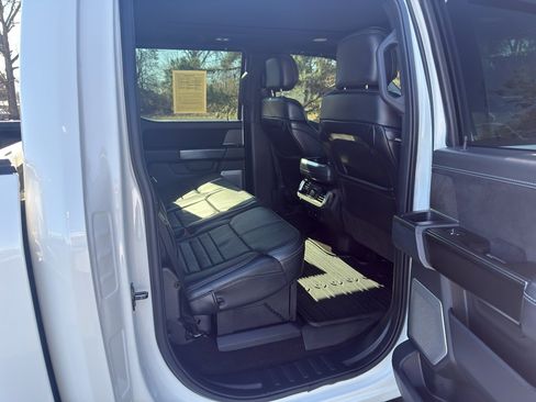 Used 2022 Ford F150 Platinum w/ Equipment Group 701A High image 10