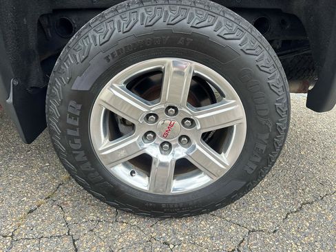 Used 2015 GMC Sierra 1500 SLT w/ SLT Preferred Package AWD/4WD image 23
