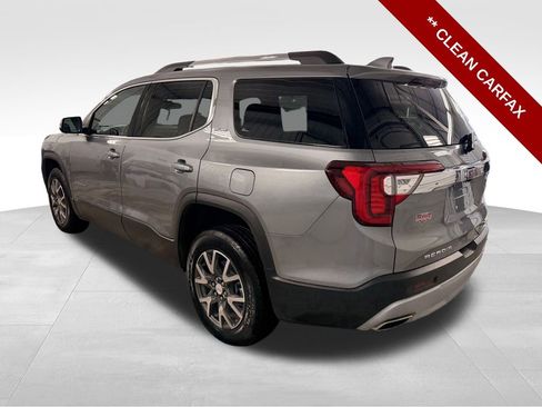 Used 2023 GMC Acadia SLE w/ Driver Convenience Package image 3