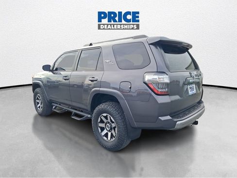 Used 2021 Toyota 4Runner TRD Off-Road Premium w/ Moonroof Package AWD/4WD image 8