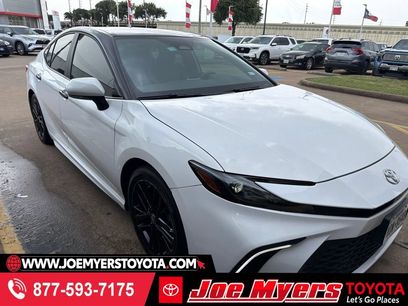 Used 2025 Toyota Camry SE w/ Multimedia Upgrade Package