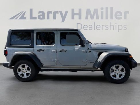 Used 2020 Jeep Wrangler Unlimited Sport S AWD/4WD image 7