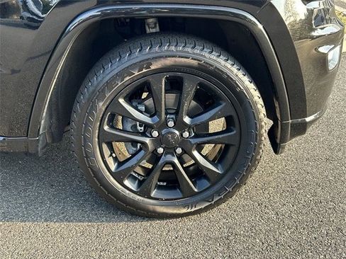 Certified 2020 Jeep Grand Cherokee Altitude image 13