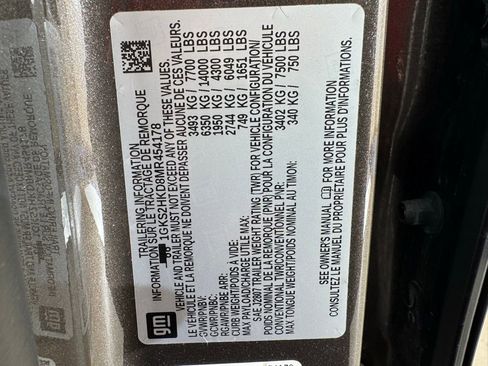 Used 2021 GMC Yukon XL AT4 image 45