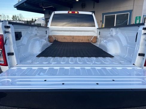 Used 2024 RAM 3500 Tradesman image 15