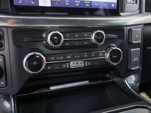 Used 2022 Ford F150 Lariat w/ Equipment Group 502A High AWD/4WD image 20