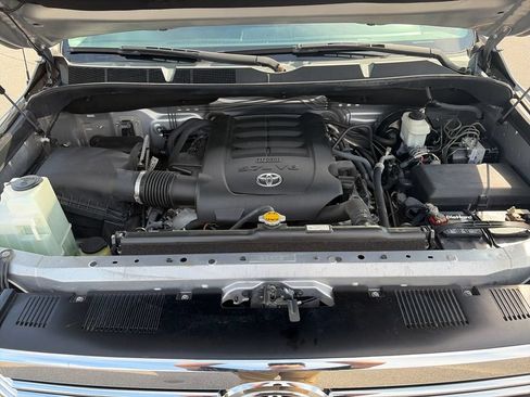 Used 2016 Toyota Tundra SR5 w/ SR5 Upgrade Package RWD image 23