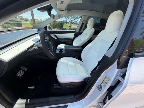 Used 2021 Tesla Model Y Performance AWD/4WD image 3