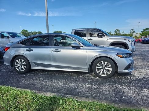 Used 2023 Honda Civic LX image 2