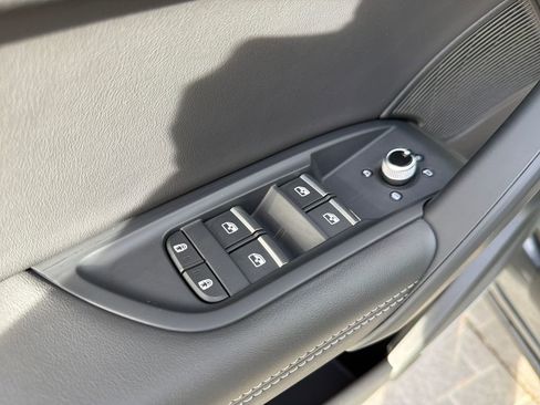 Used 2023 Audi Q5 2.0T Premium Plus w/ Premium Plus Package image 40