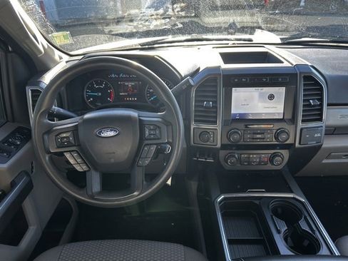 Used 2020 Ford F350 XLT w/ XLT Premium Package image 10