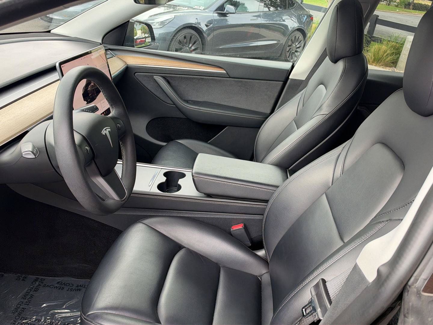 Used 2022 Tesla Model Y Performance AWD/4WD image 12