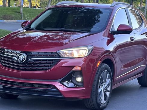 Used 2020 Buick Encore GX Select w/ Sport Touring Package image 3