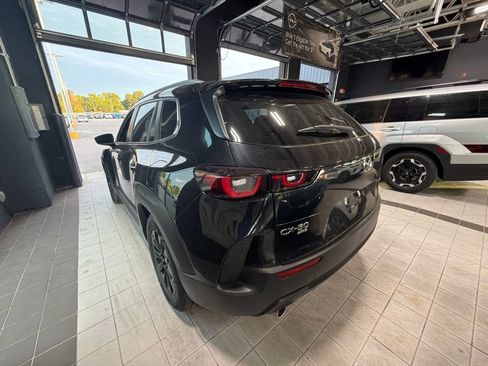Used 2025 MAZDA CX-50 AWD 2.5 S w/ Premium Package image 6
