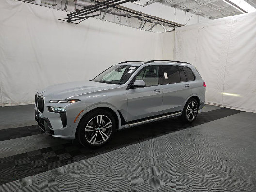 Used 2024 BMW X7 xDrive40i w/ M Sport Package AWD/4WD image 1