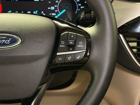 Used 2022 Ford Escape SEL image 20