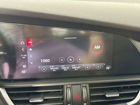 Used 2022 Alfa Romeo Giulia Ti image 14