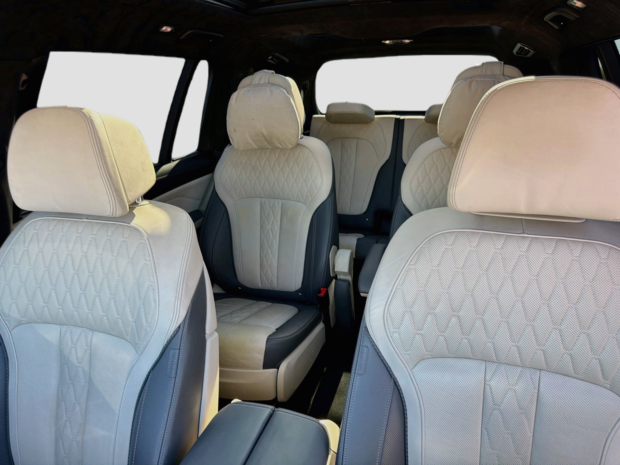 Used 2024 BMW X7 xDrive40i w/ Executive Package AWD/4WD image 23