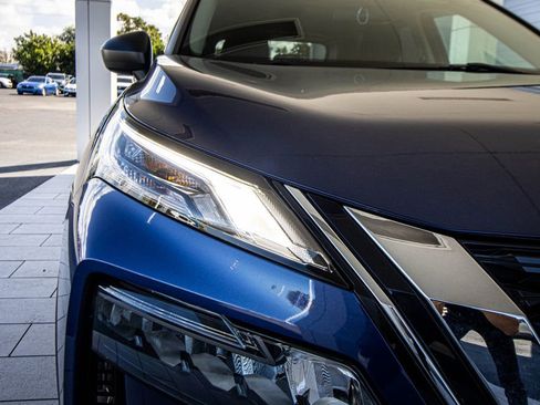 Used 2021 Nissan Rogue S image 6