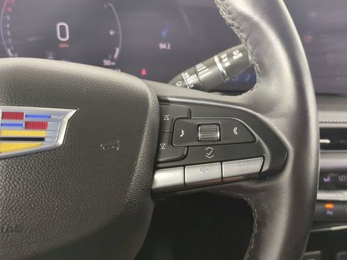 Used 2024 Cadillac XT4 Premium Luxury w/ Technology Package FWD image 33