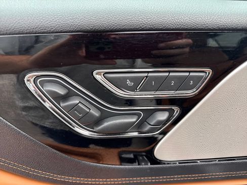 Used 2022 Lincoln Aviator Black Label AWD/4WD image 18