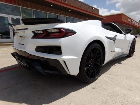 Used 2026 Chevrolet Corvette Z06 image 5