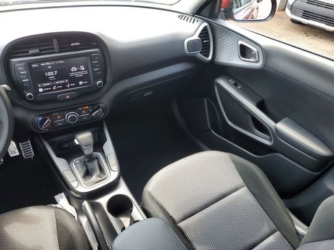 Certified 2023 Kia Soul LX FWD image 13