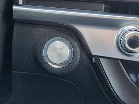 Used 2025 Kia Telluride LX FWD image 27