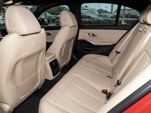 Used 2020 BMW 330i xDrive Sedan w/ Convenience Package AWD/4WD image 9