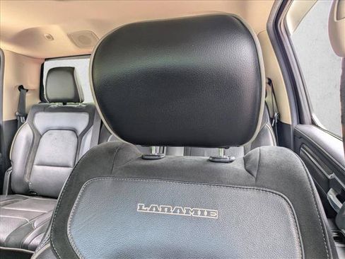 Used 2019 RAM 1500 Laramie RWD image 14