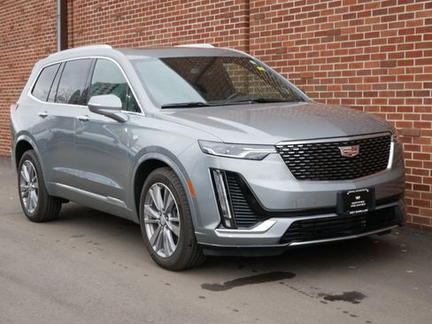 Certified 2023 Cadillac XT6 Premium Luxury image 27