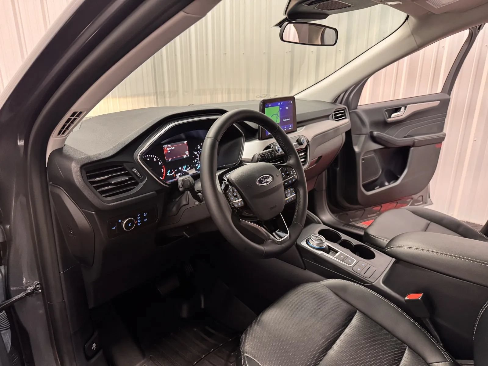 Used 2022 Ford Escape SEL FWD image 34
