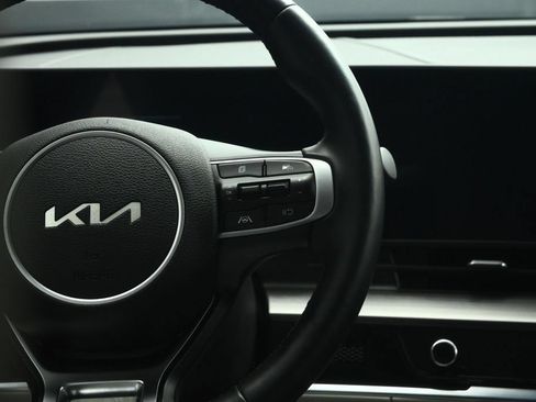 Used 2023 Kia Sportage EX AWD/4WD image 43