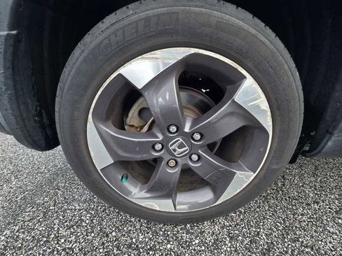 Used 2018 Honda HR-V EX-L image 7
