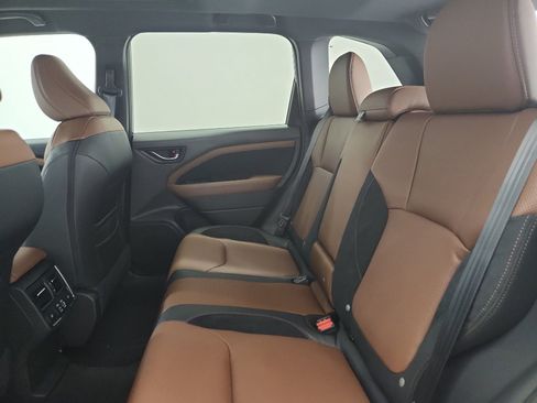 Used 2026 Subaru Forester Touring image 32