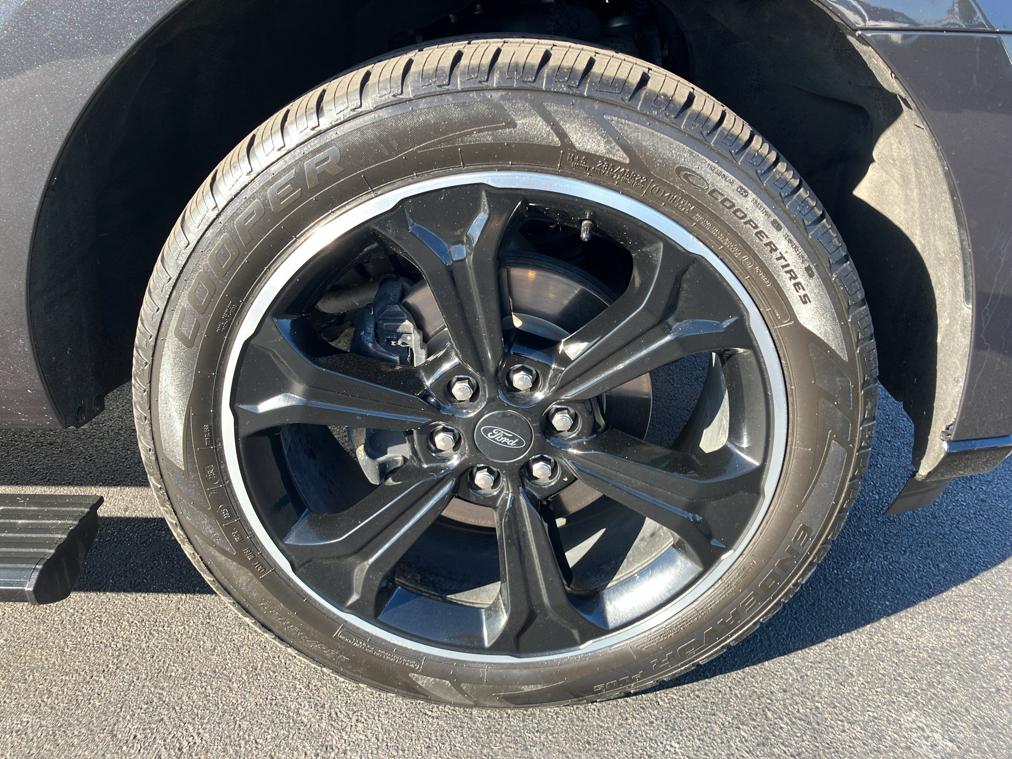 Used 2023 Ford Expedition Limited AWD/4WD image 10