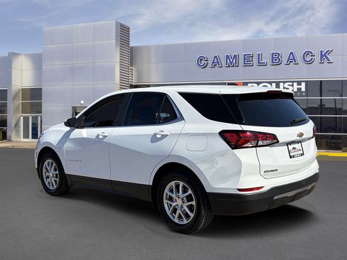 Used 2023 Chevrolet Equinox LT w/ LPO, Cargo Package FWD image 4