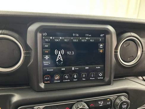 Used 2021 Jeep Wrangler Unlimited Sahara w/ Dual Top Group AWD/4WD image 14