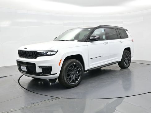 New 2025 Jeep Grand Cherokee L Summit image 3