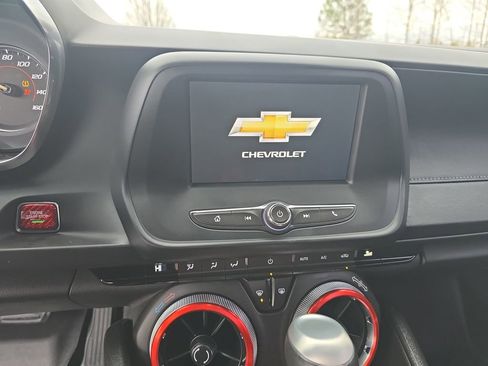 Used 2021 Chevrolet Camaro LT w/ RS Package image 21
