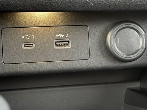 Used 2021 Nissan Rogue SV w/ Premium Package image 22