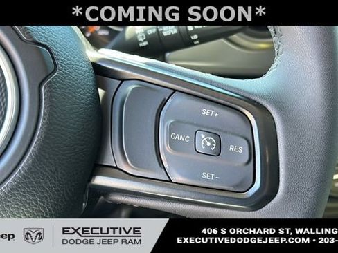 Used 2023 Jeep Wrangler Sport AWD/4WD image 13