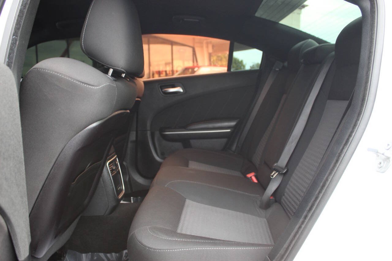 Used 2019 Dodge Charger Scat Pack RWD image 18