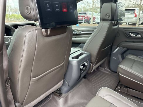 Certified 2022 GMC Yukon XL Denali w/ Denali Ultimate Package image 30